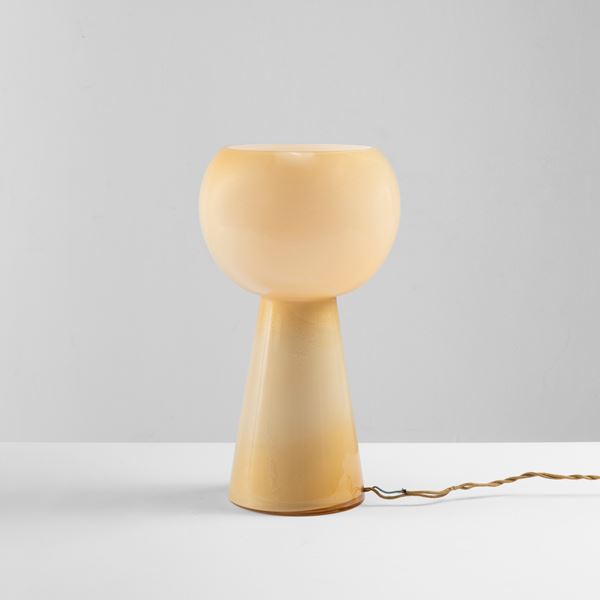 Lampada da tavolo