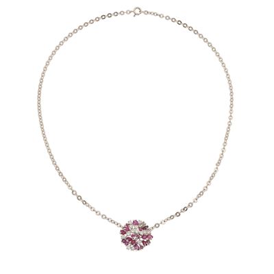 Girocollo con pendente in oro bianco 750/1000, diamanti e rubini