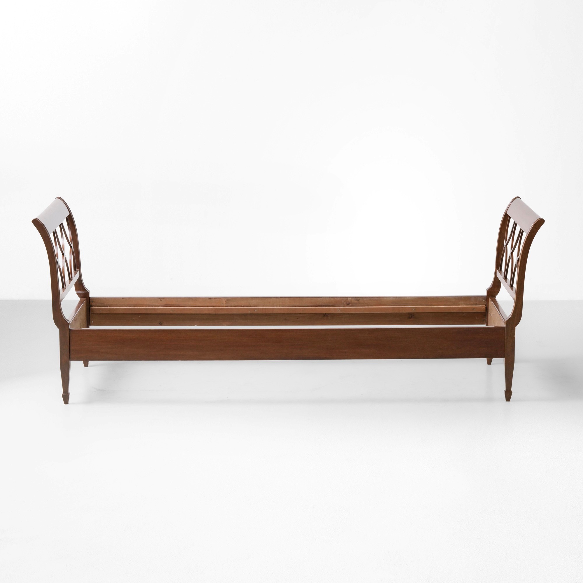 Struttura in legno, Daybed (produzione italiana, ca. 1960)