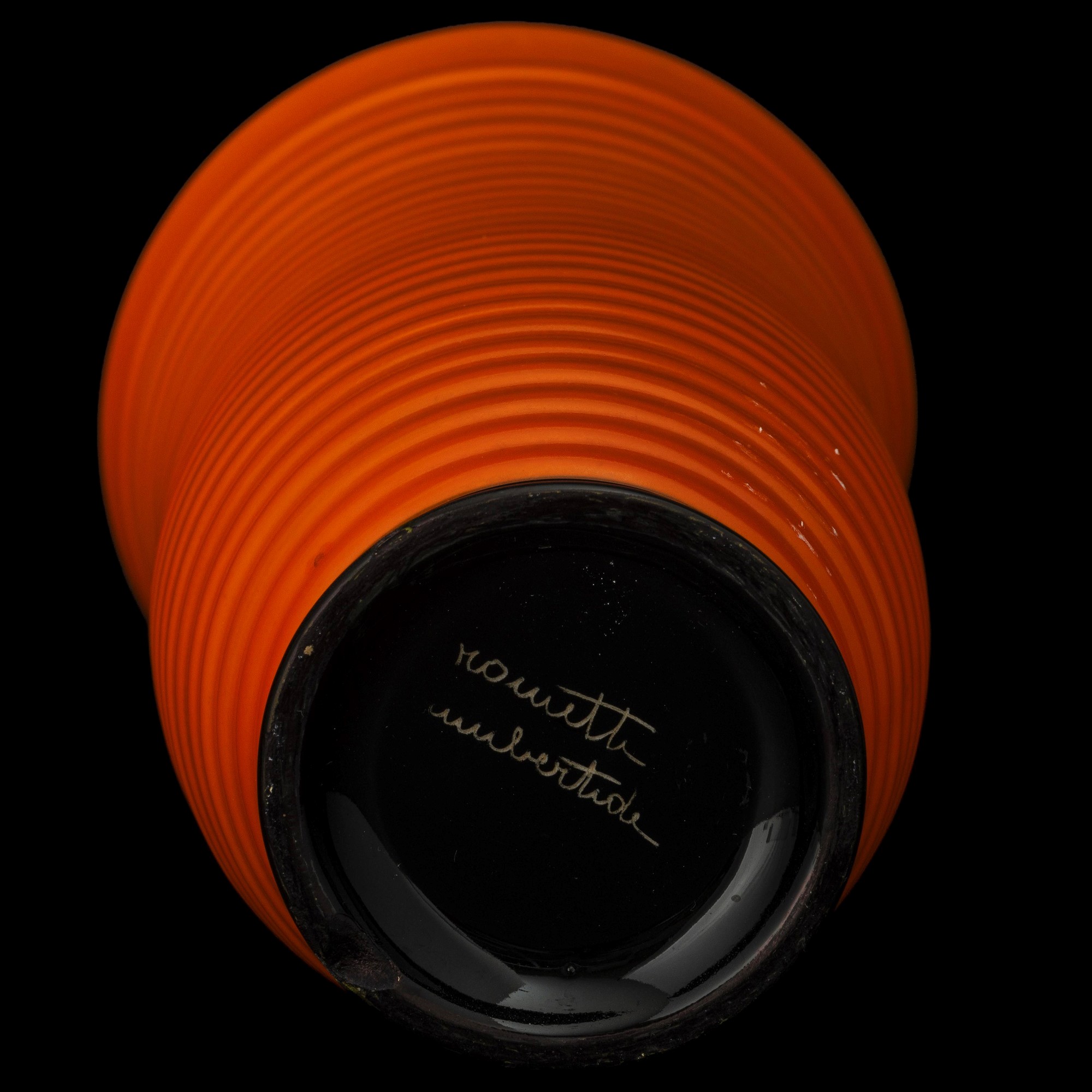 Rometti, Vaso in ceramica smaltata con costolatura orizzontale (Umbertide, 1940 ca.)