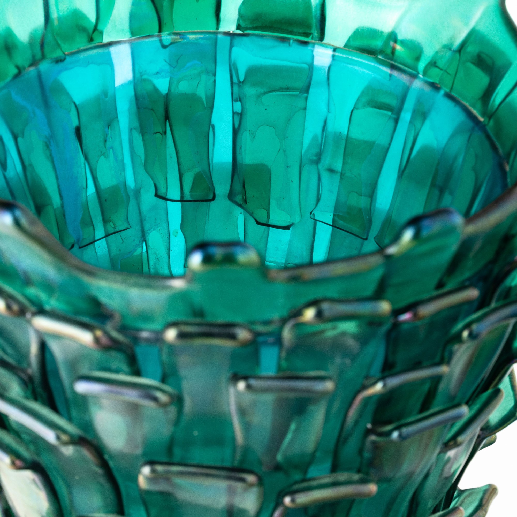 Fulvio Bianconi - Vaso “Ritagli” Venini, vetro soffiato verde iridato con applicazioni a petali, ...