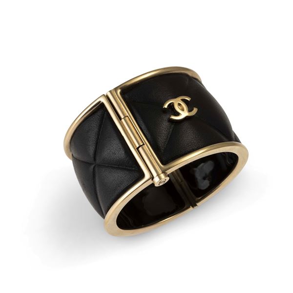 Bracciale rigido
