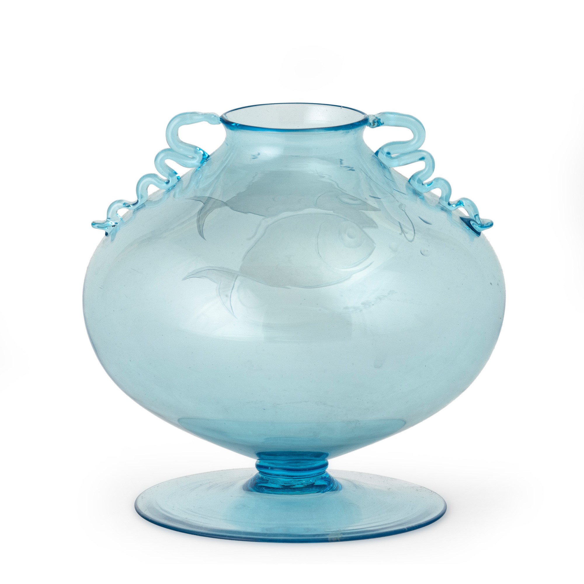 Murano (ca. 1930), Vaso a balaustro in vetro soffiato acquamarina con decorazione incisa e anse s...