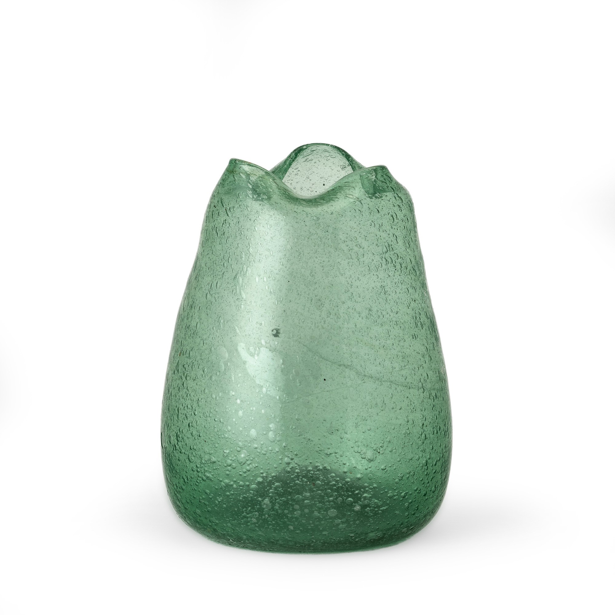 Italia, Vaso a goccia in vetro soffiato con decoro a bollicine sommerse e bocca polilobata, secol...