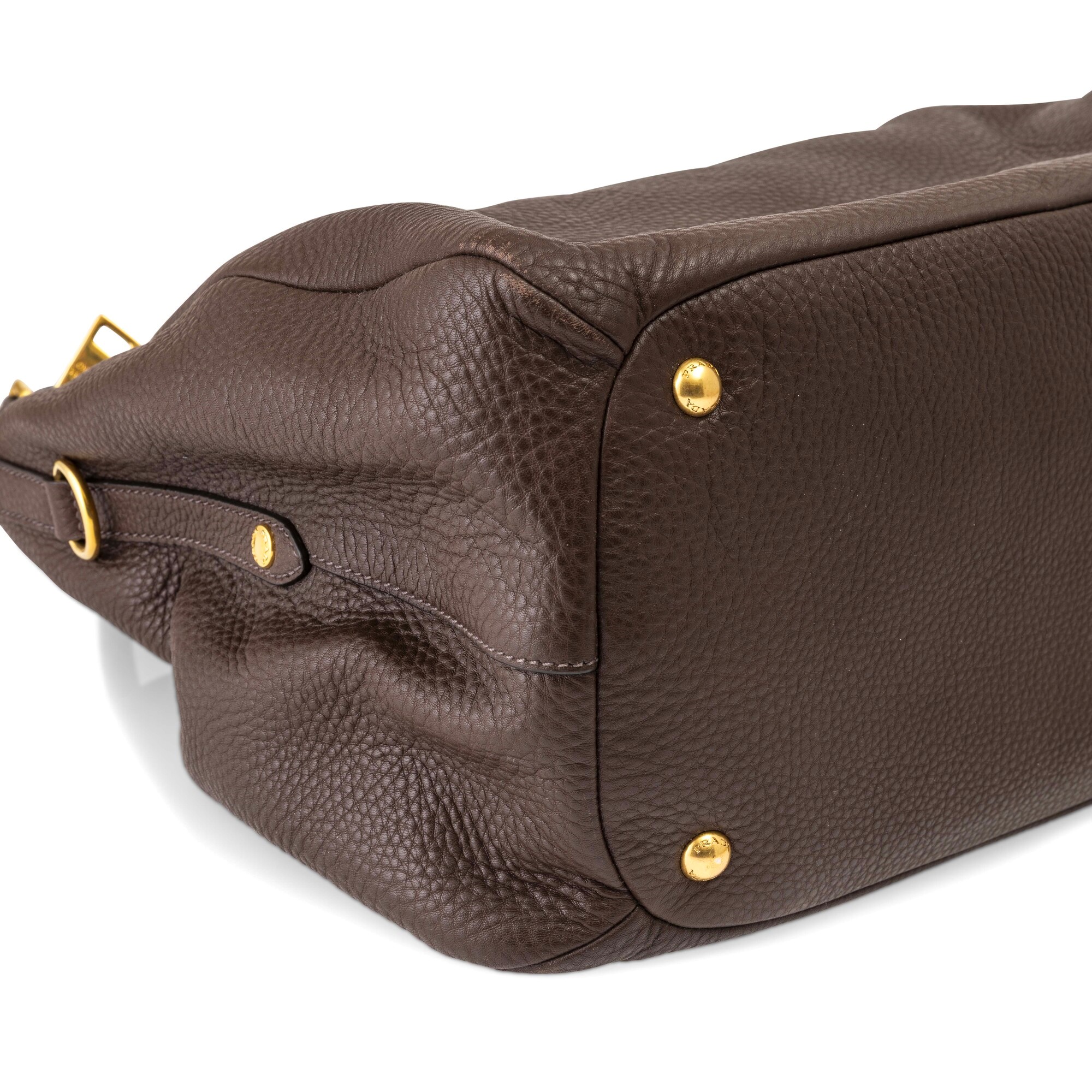 Prada - Borsa in pelle martellata marrone con tracolla