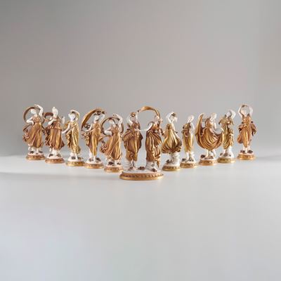 Germania (Turingia), Undici sculture di baccanti, porcellana bianca e dorata