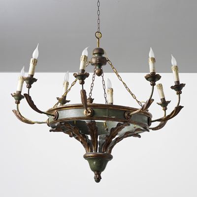 Lampadario in legno intagliato e dipinto, XIX secolo