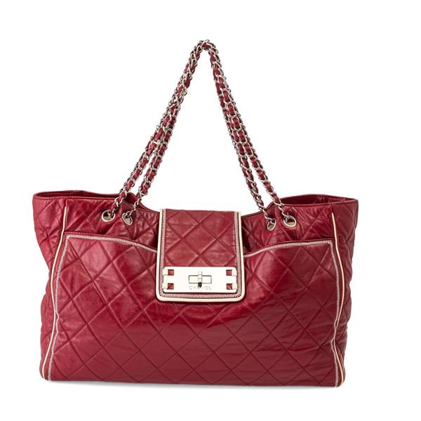 Chanel - Borsa East West Reissue