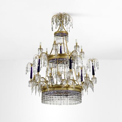 Grande lampadario, bronzo dorato con vetri blu e cristalli di Boemia, XIX-XX secolo