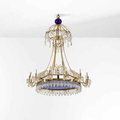 Lampadario, bronzo dorato e cristalli di Rocca, XX secolo