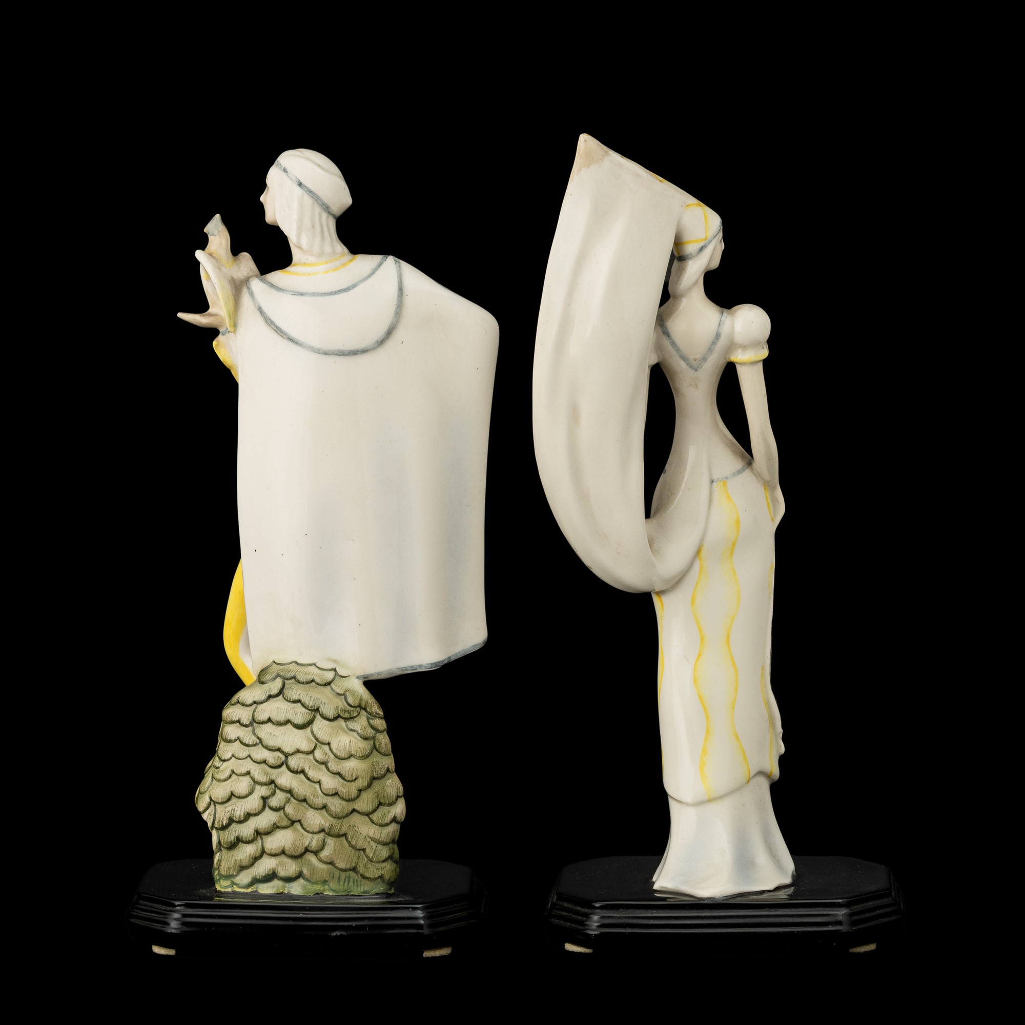 Mario Sturani - Falconiere e Castellana (coppia di figure in terraglia policroma)