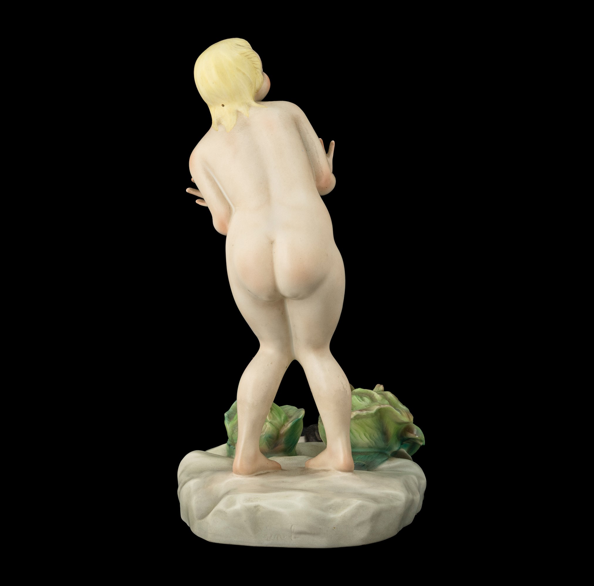 Helen König Scavini - Nudino di donna con serpente, terraglia policroma