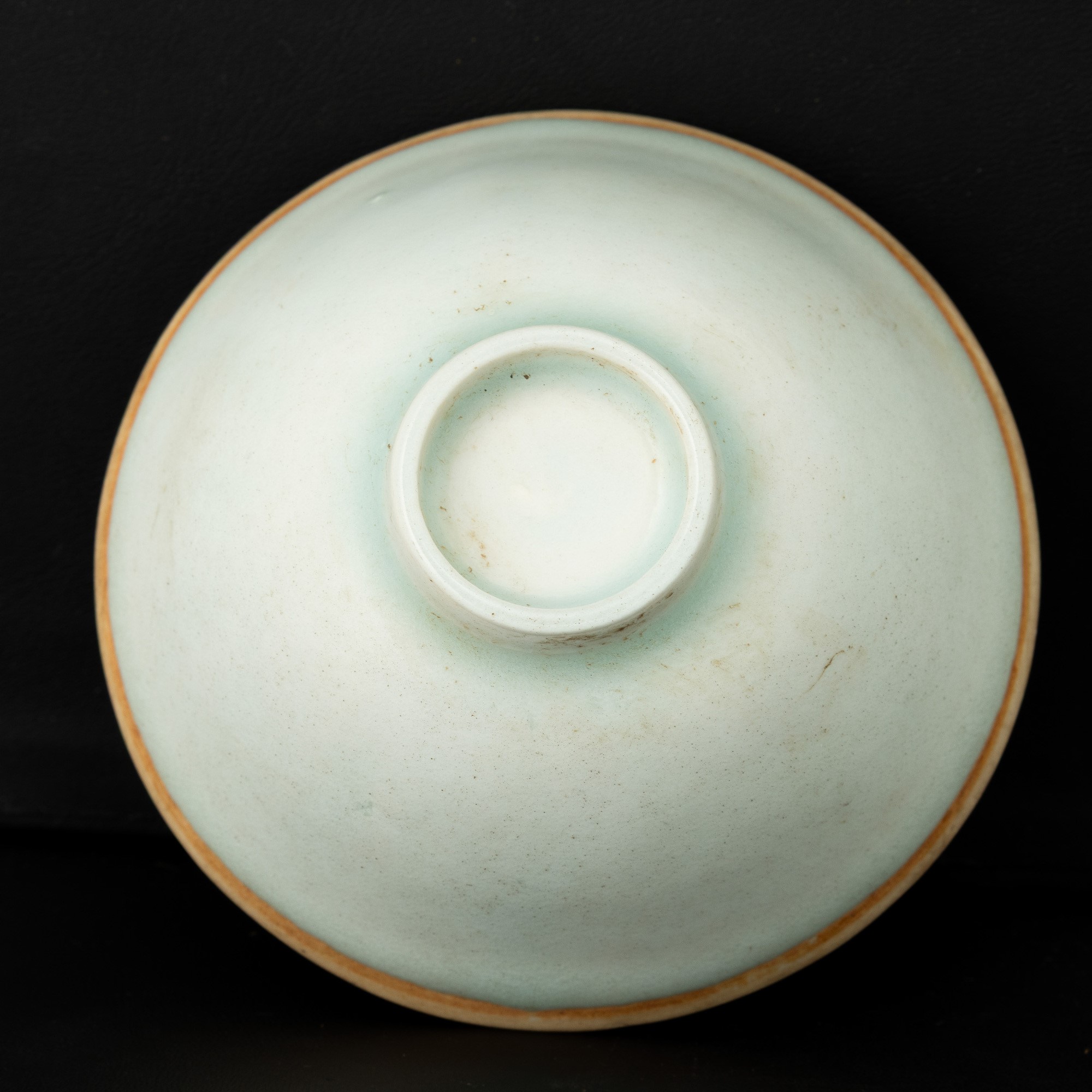 Qinbai, Ciotola in porcellana smaltata con fenice, Cina, Dinastia Song (960-1279)