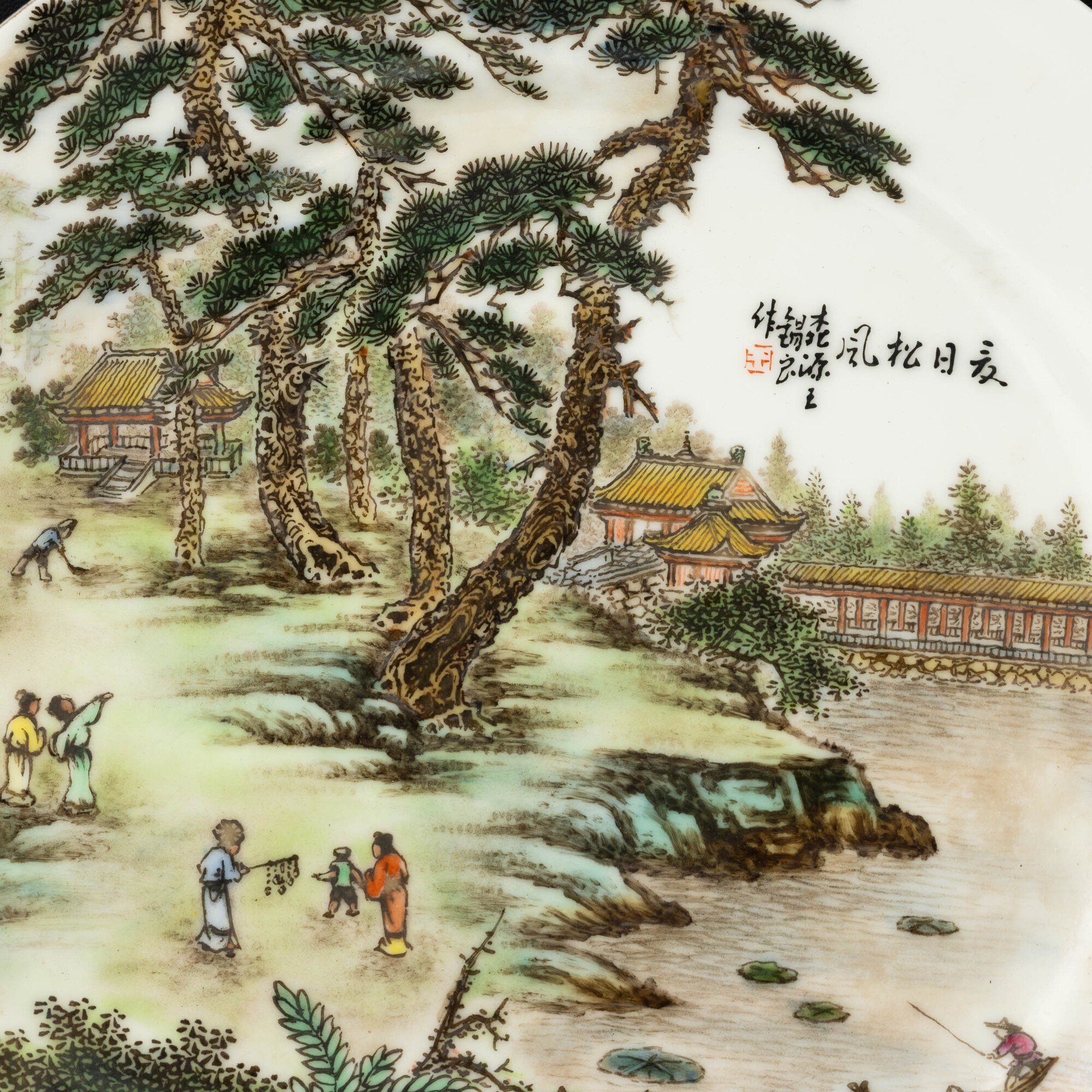 Xi Liang, Piatto in porcellana con scena di vita comune e iscrizioni, Cina, XX secolo