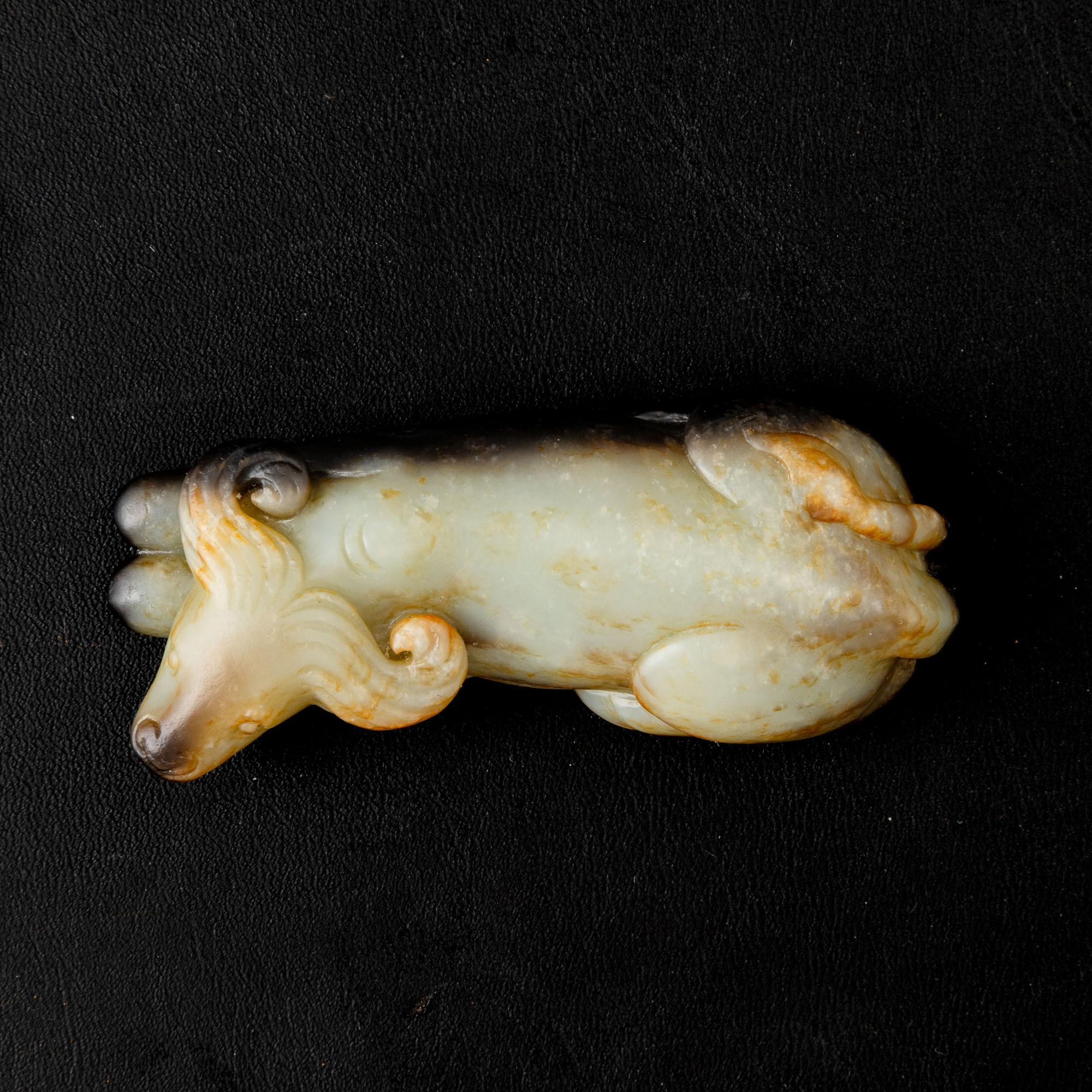 Cina, Dinastia Qing, Figura di bue in giada russet, XIX secolo
