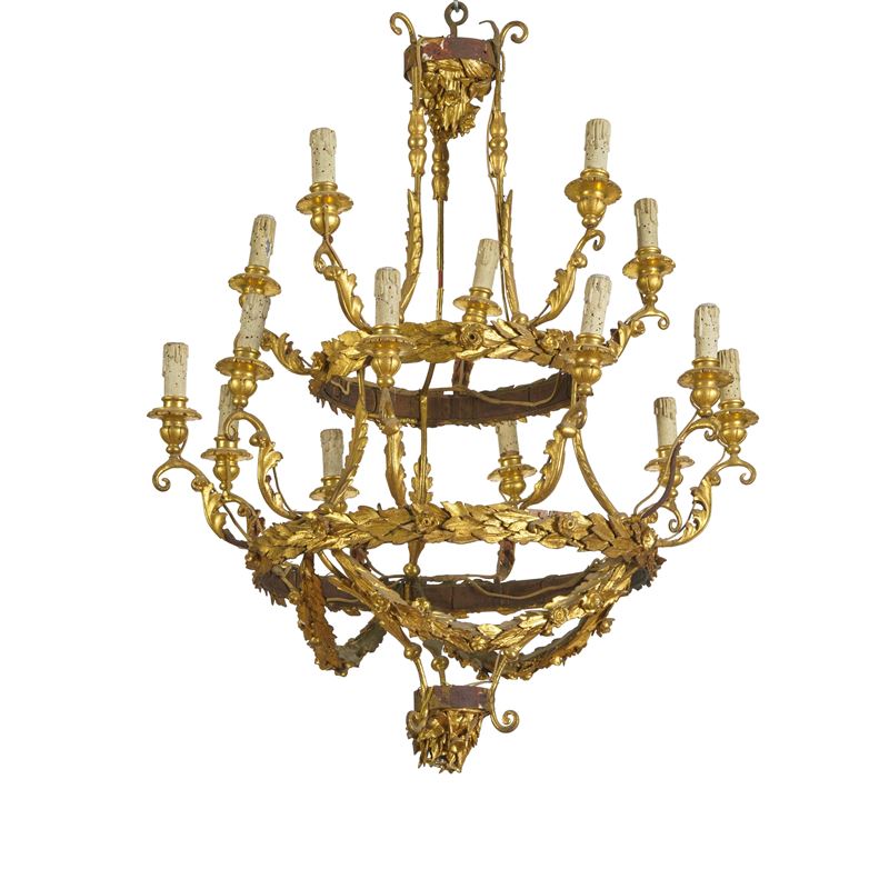Grande lampadario in legno intagliato e dorato. XIX secolo  - Auction Italian Mansions - Cambi Casa d'Aste