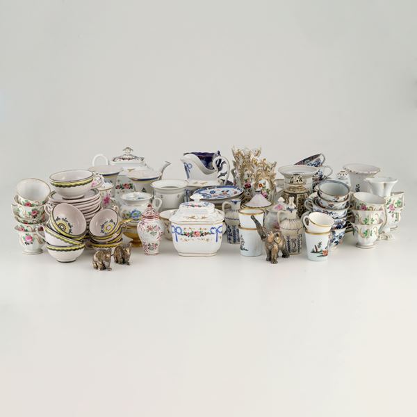Lotto di diverse ceramiche, XX secolo. 