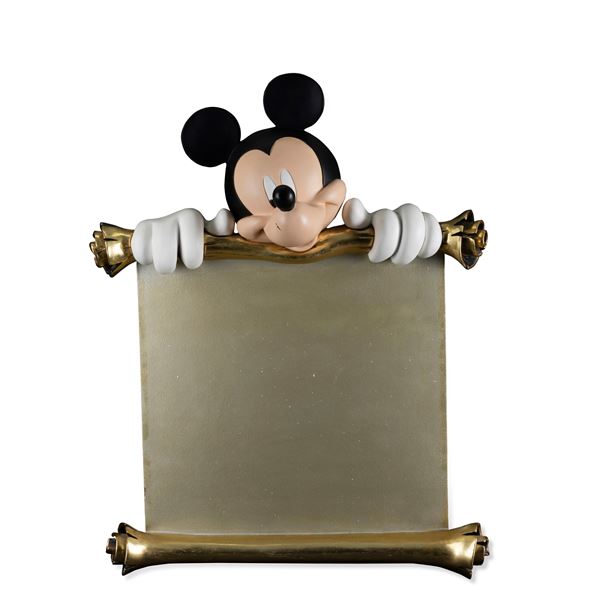 Topolino con lavagna