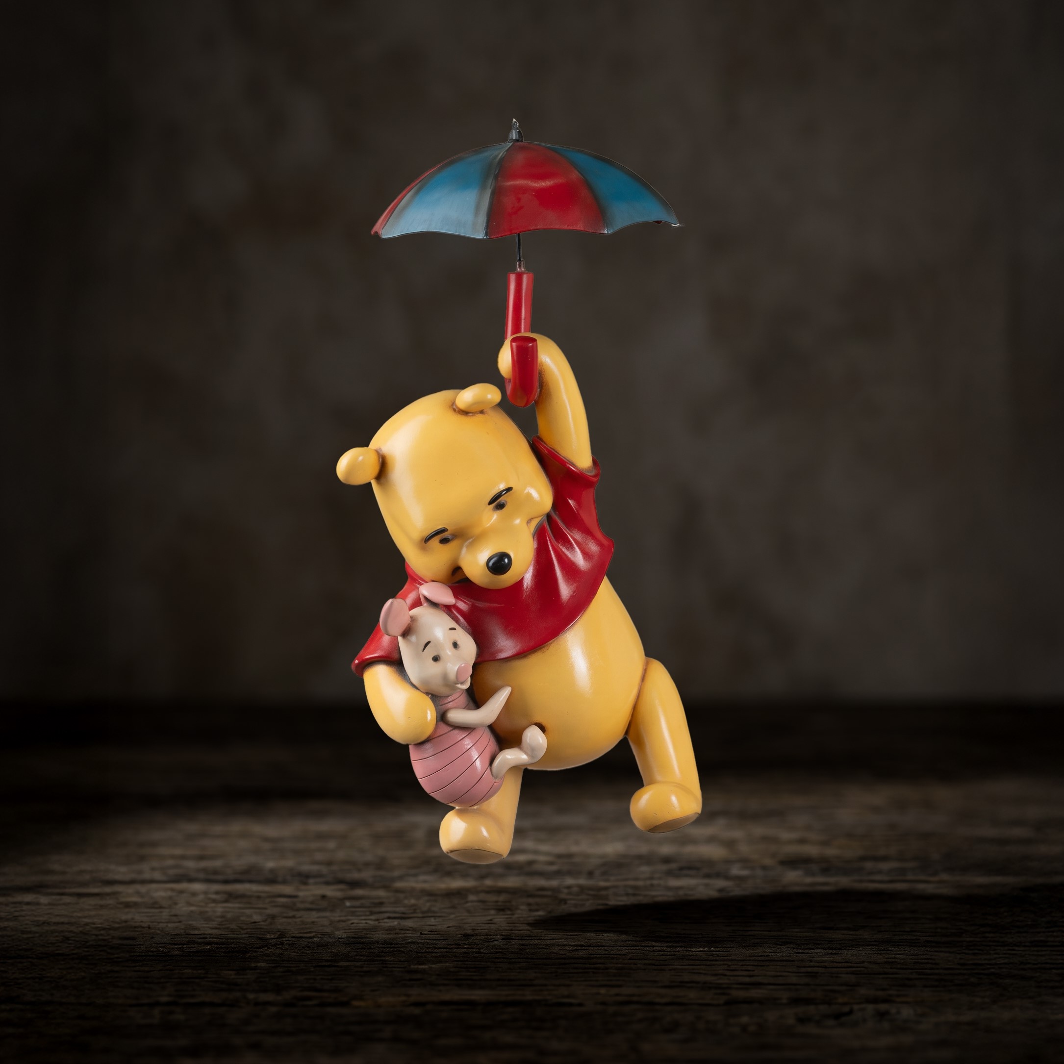 Walt Disney - Winnie de Pooh, statua in resina policroma (circa 1980)