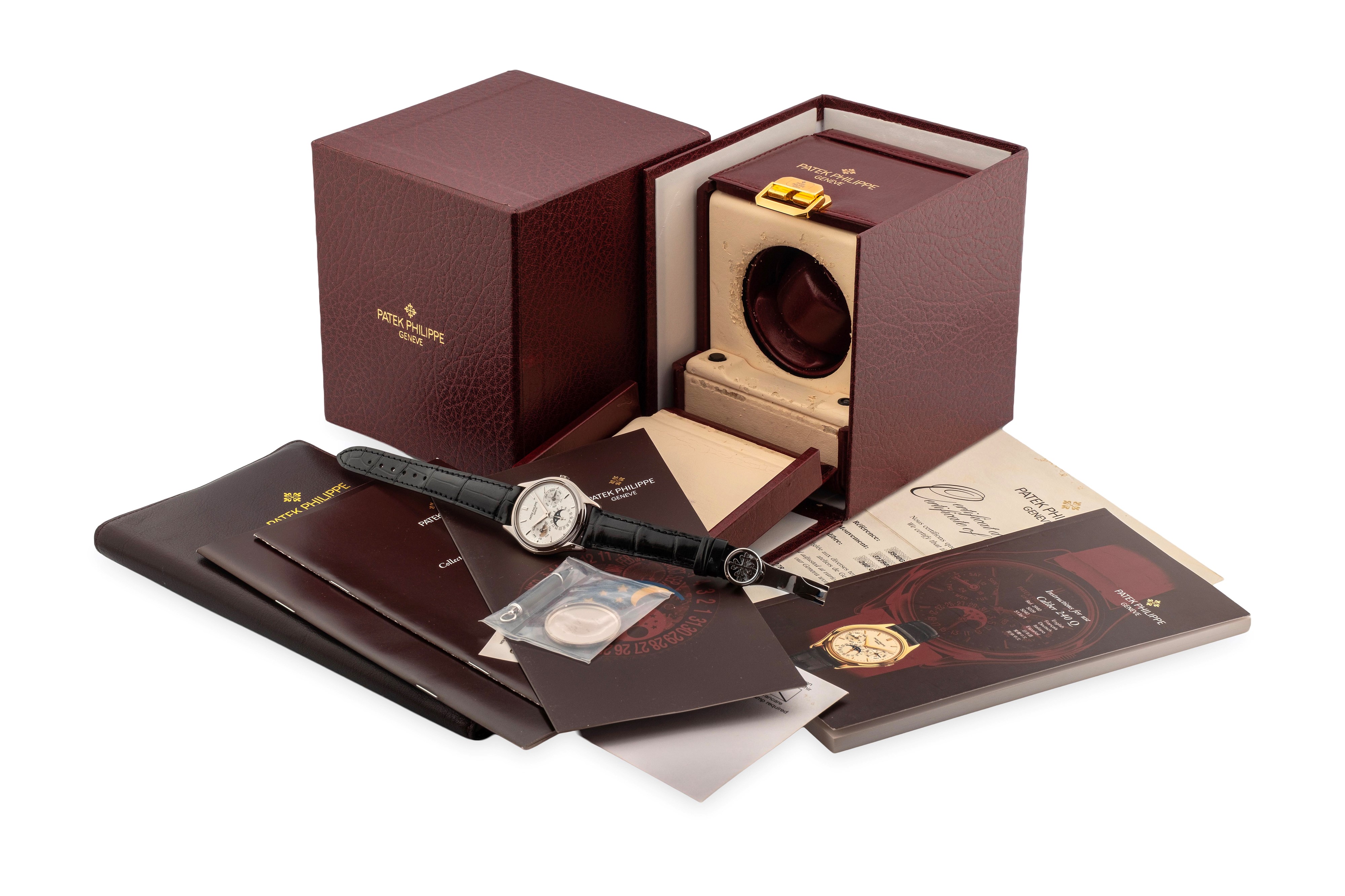 Patek Philippe - Calendario perpetuo ref. 3940G in oro bianco 18k con doppio fondello, quadrante ...