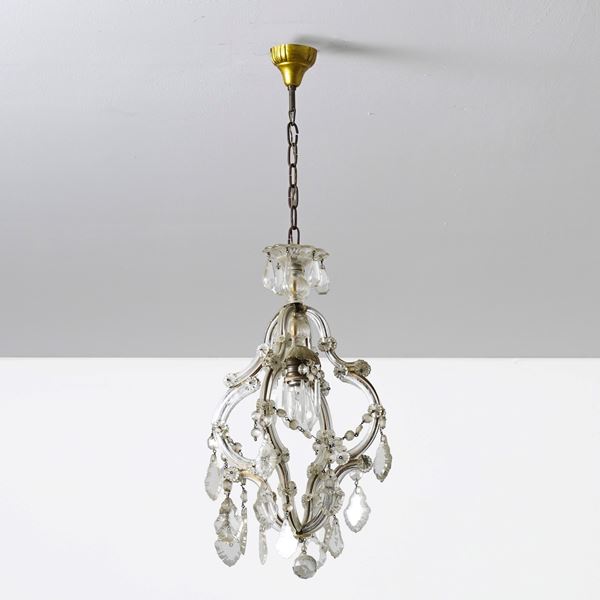 Lampadario con pendenti in vetro. XX secolo