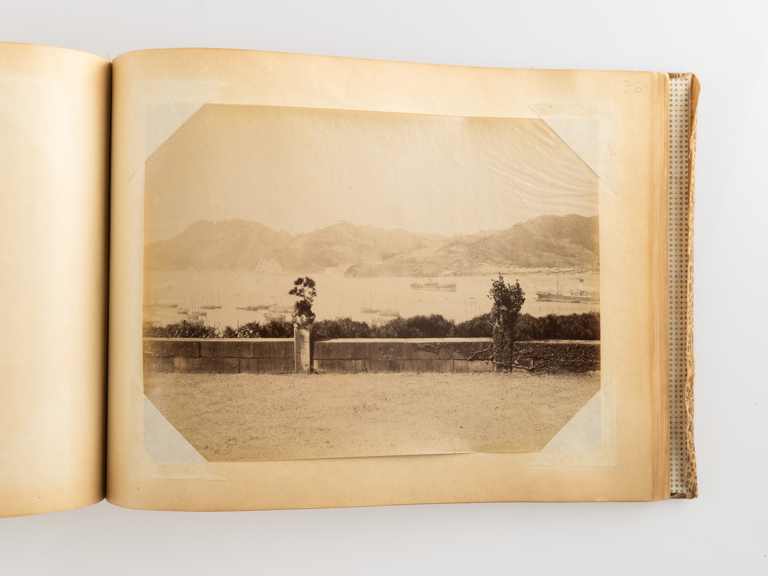 Sanshichiro Yamamoto - Album con fotografie della Cina e del Giappone dell’Ottocento (1890-1910)