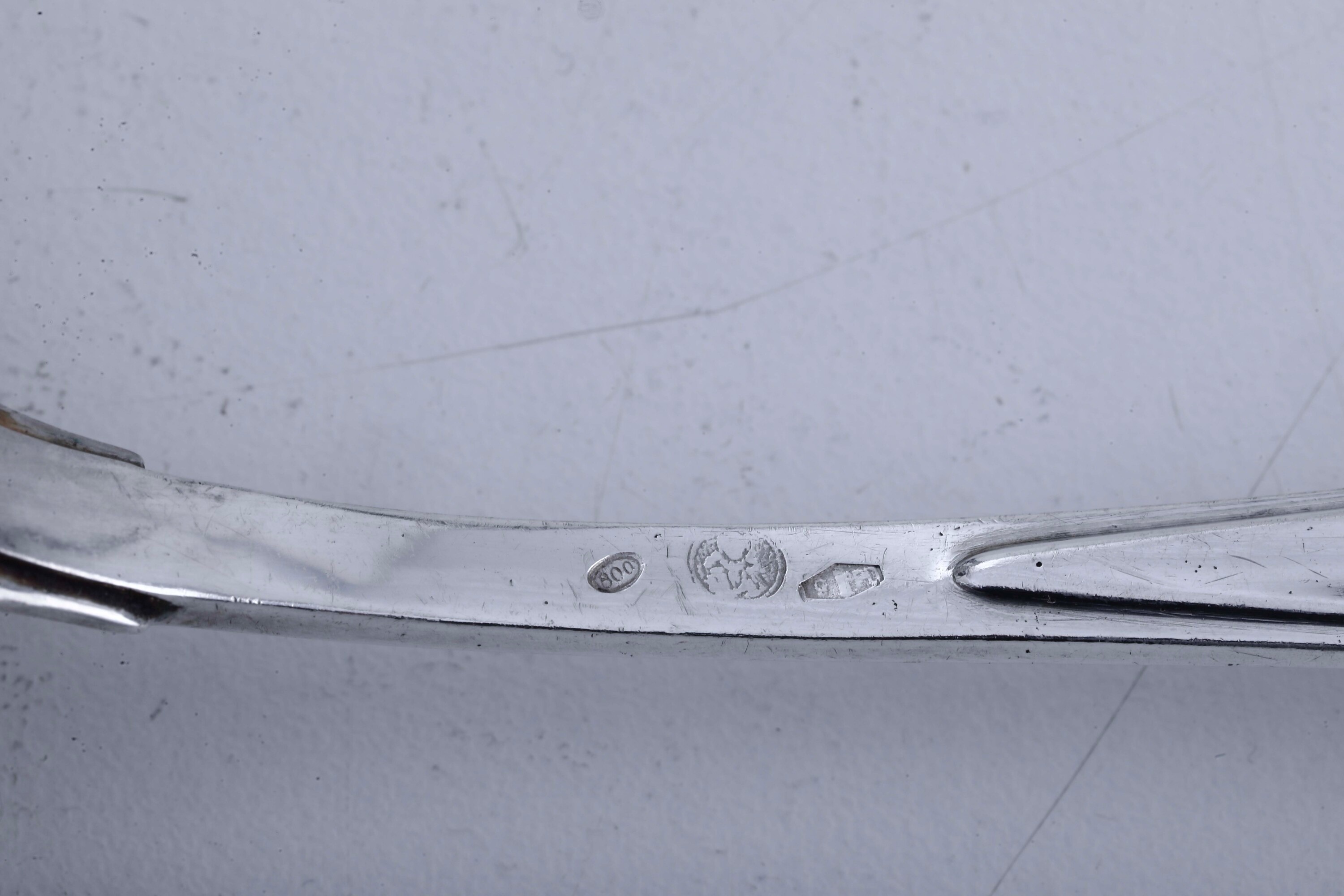 F.lli Bellò (argentiere), Salsiera in argento fuso e sagomato