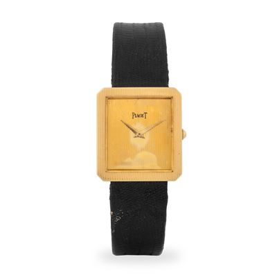 Protocole ref. 9154 in oro giallo 18k con quadrante Godronnè champagne, circa 1980