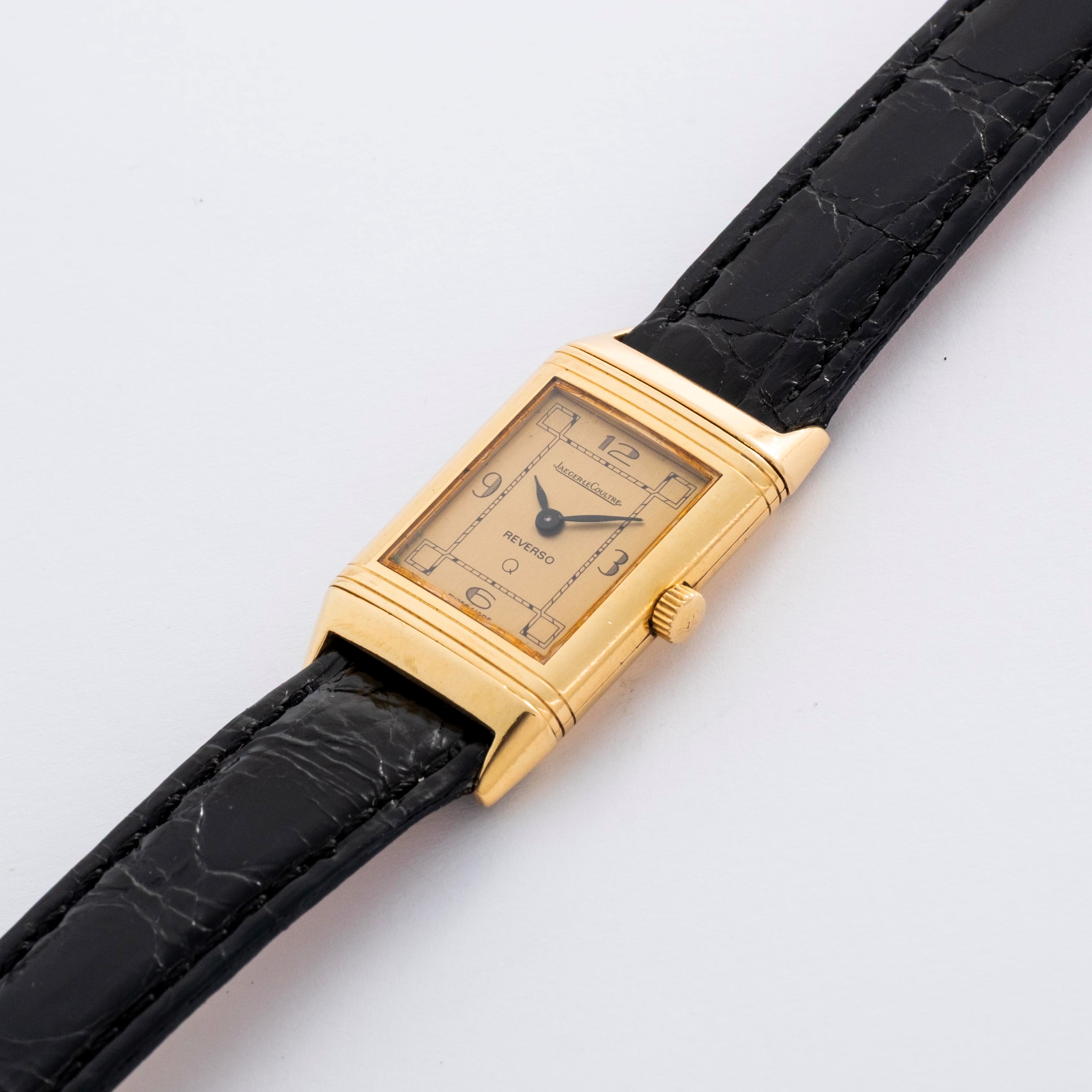 Jaeger-lecoultre - Reverso in oro giallo 18k con quadrante champagne e numeri arabi (circa 1990)