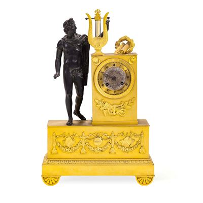 Pendola da tavolo, cassa in bronzo dorato con figura di Apollo, Francia XIX secolo