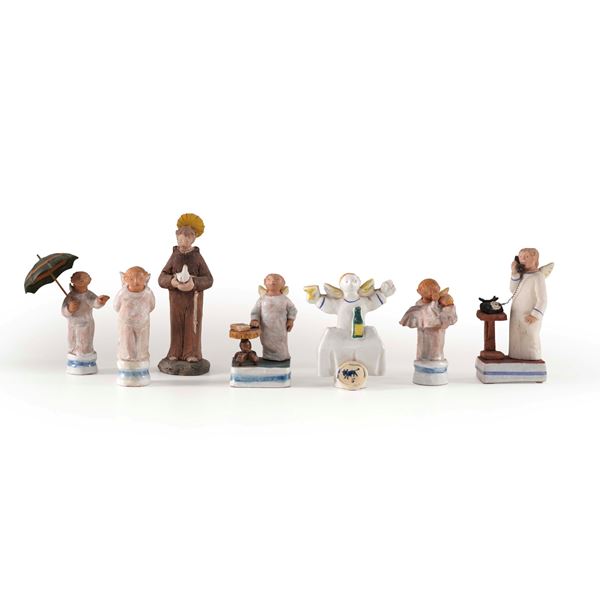 Gruppo di otto statuette da presepe