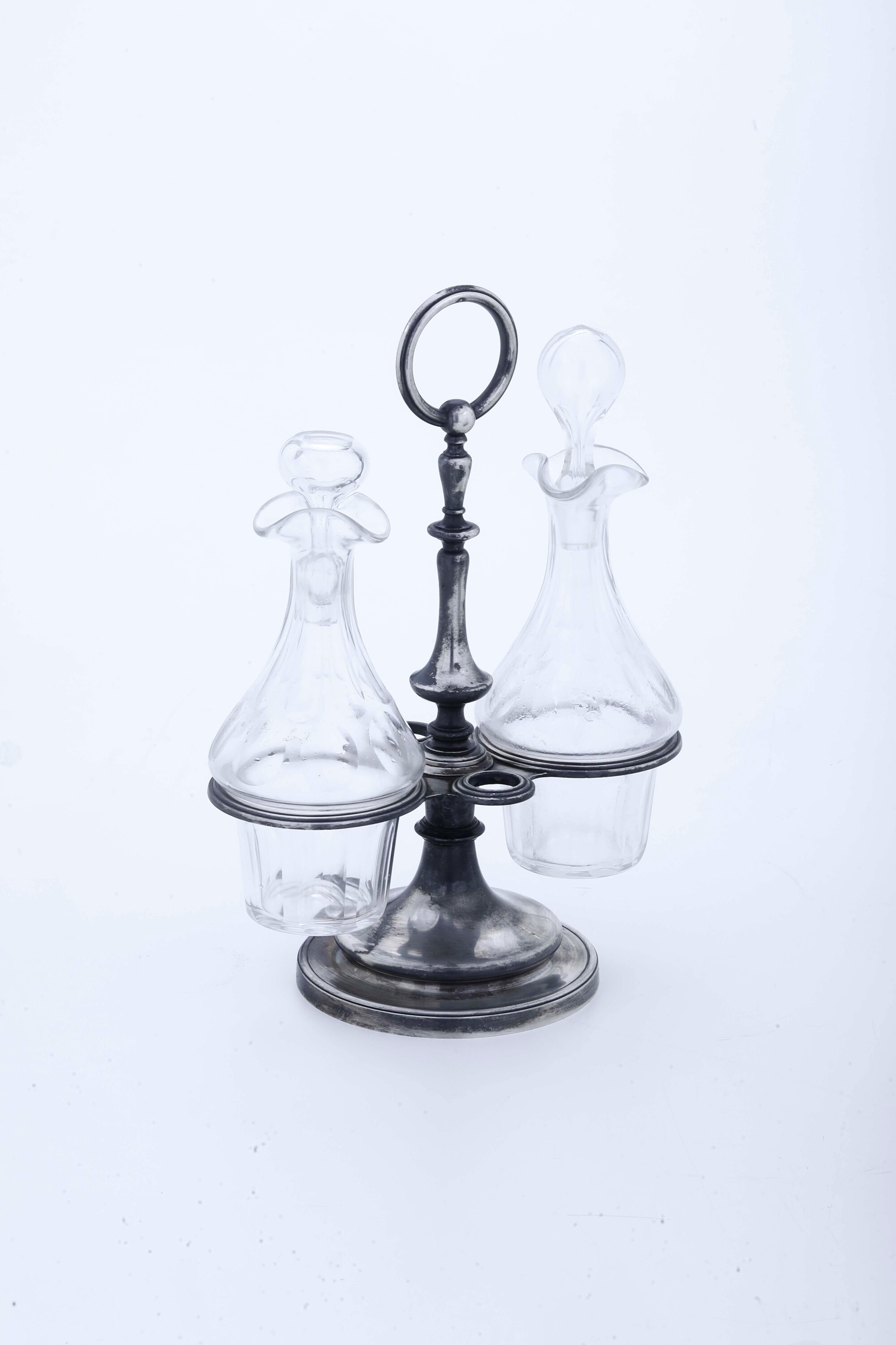 Oliera, argenteria italiana del XX secolo, metallo argentato