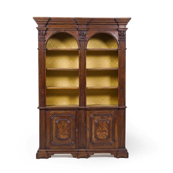 Libreria in legno intagliato (elementi antichi)