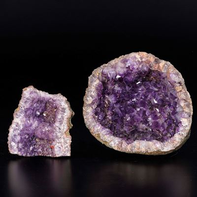 Due Geodi di Ametista. Colore Viola
