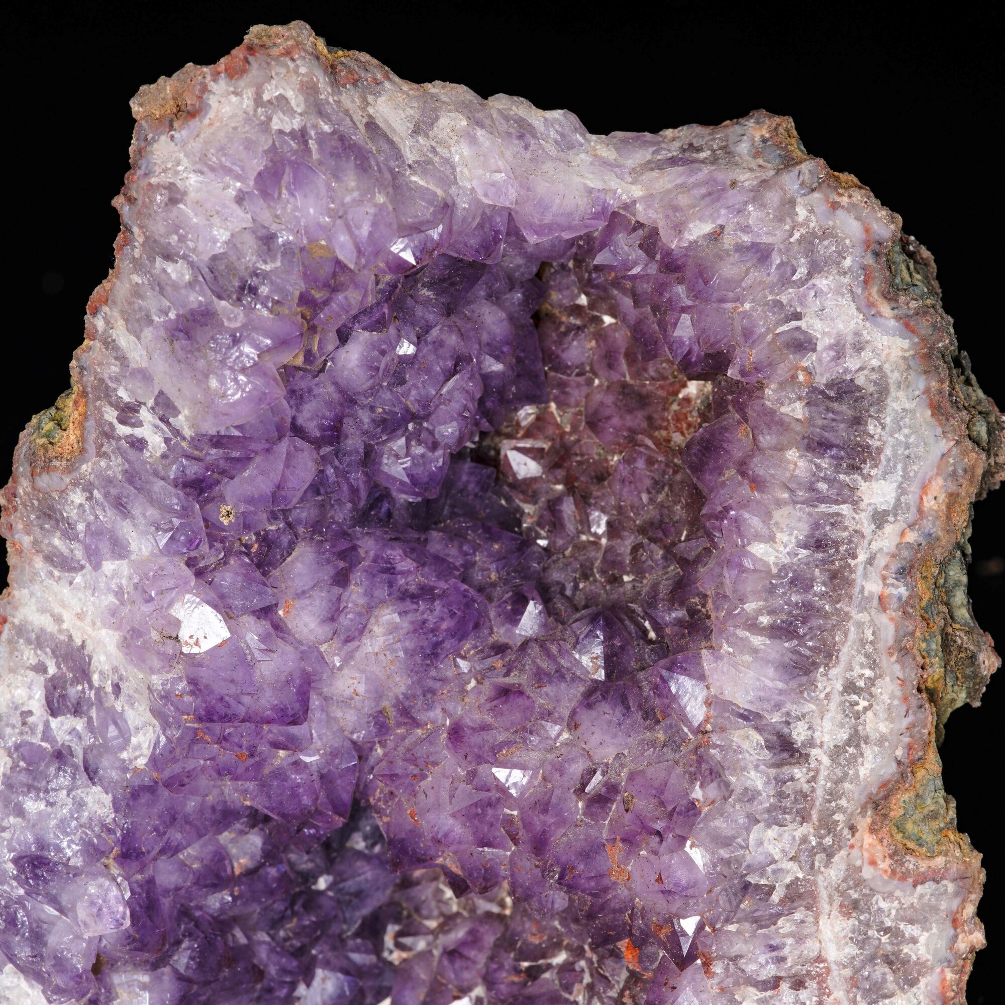 Brasile (Ametista do Sul, Rio Grande do Sul), Due geodi di ametista viola
