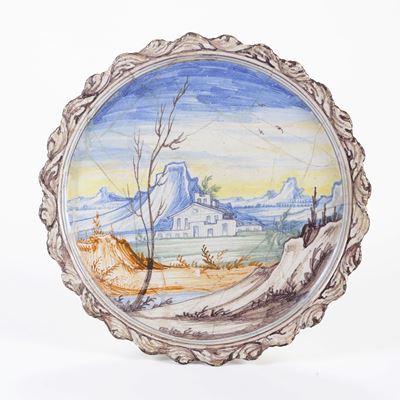Alzata in maiolica, Pavia, fine XVII secolo
