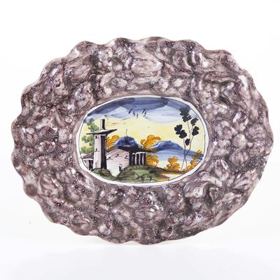 Pavia, inizio del XVIII secolo, Vassoio ovale in maiolica policroma a gran fuoco