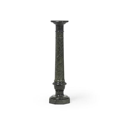 Colonna in marmo verde, fusto liscio