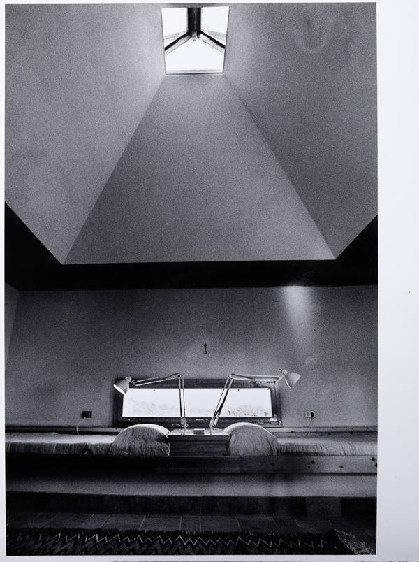 Ugo Mulas - Casa Franchetti, Sardegna. Interno con lampade