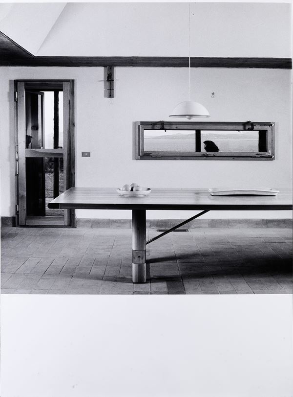 Ugo Mulas - Casa Franchetti, Sardegna. Interno con tavolo