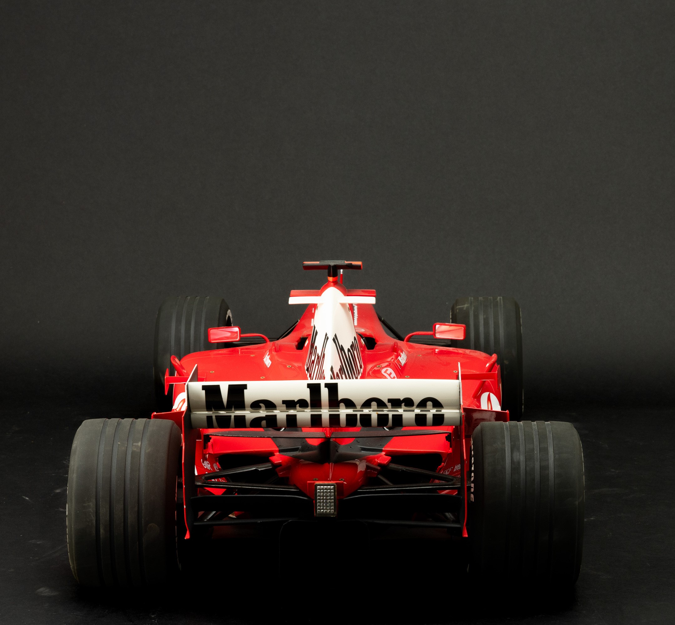 Ferrari F2005, McLaren Schumacher (Schumacher), automobile da Formula 1 in scala 1:5