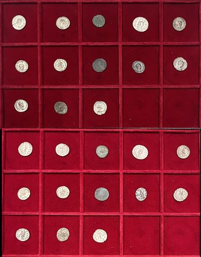 Lotto di monete romane: denari e antoniniani (Eliogabalo, Otacilia, Traiano Decio, Volusiano, Sal...