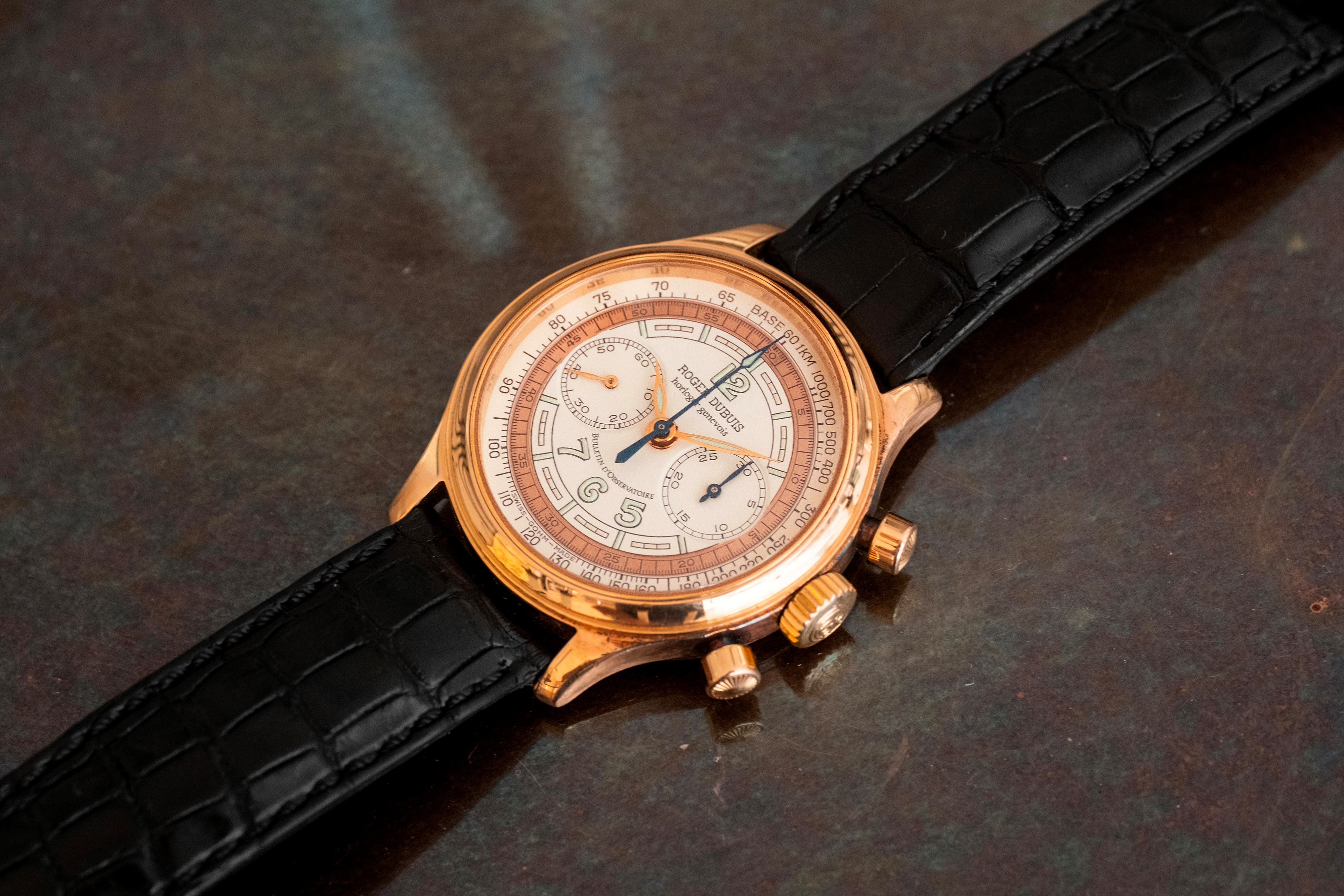 Roger Dubuis - Hommage Chronograph ref. H37, oro rosa 18k con quadrante bitonale e fondello a vis...