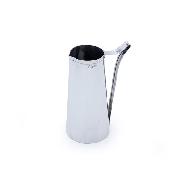 Caraffa. Argenteria artistica italiana del XX-XXI secolo