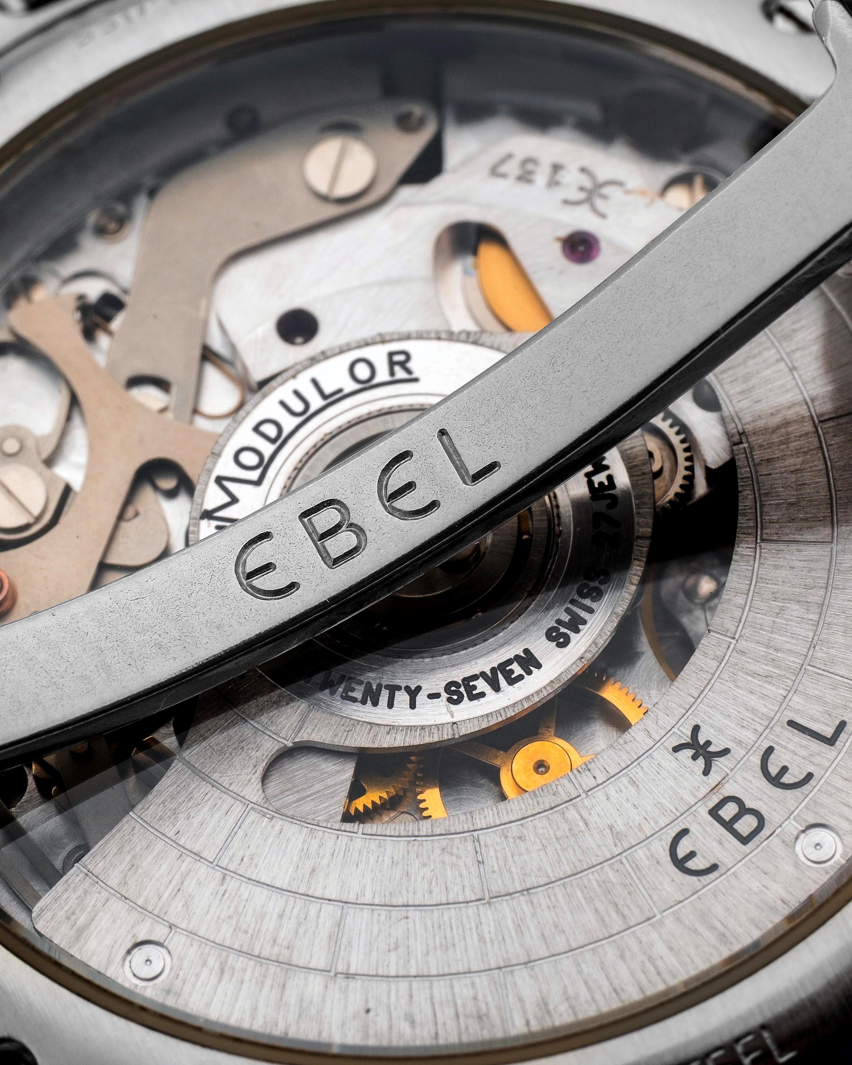 Ebel - Cronografo 1911 Le Modulor in acciaio con tasti a ombrello e fondello a vista