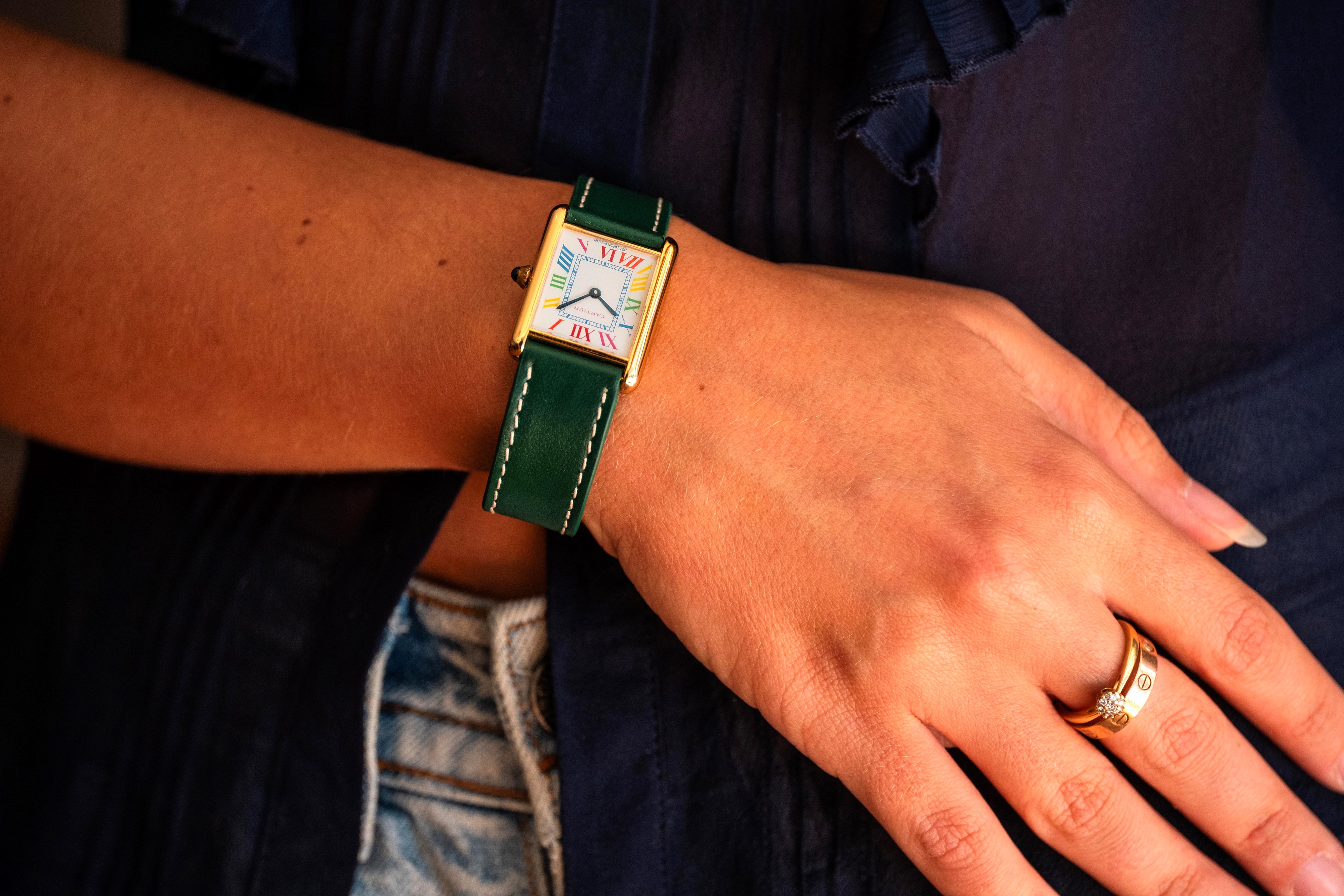 Cartier - Tank La Californienne, orologio da polso con quadrante bianco a numeri romani e calenda...