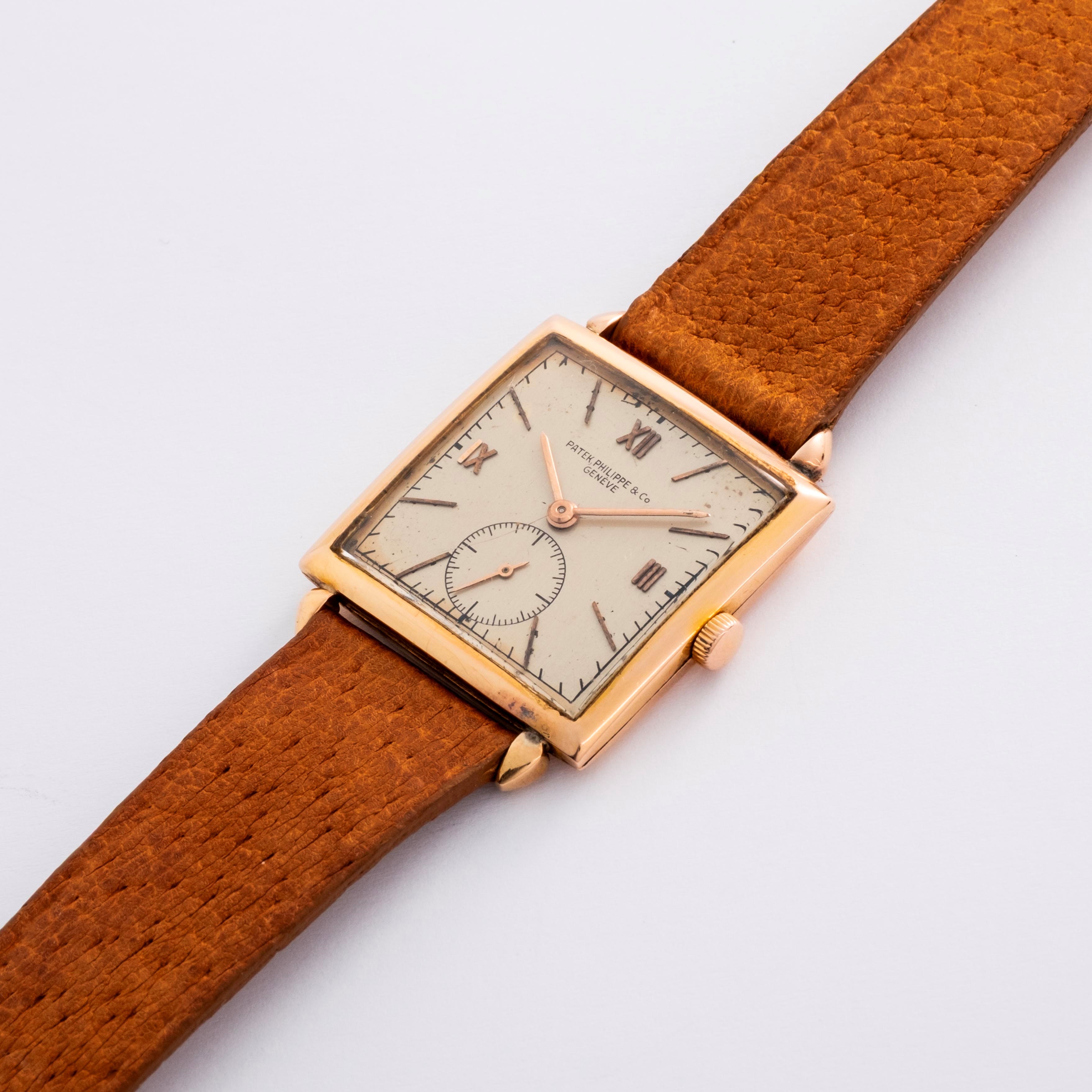 Patek Philippe - Orologio da polso forma Solo tempo Ref. 1432 in oro rosa 18k, circa 1940