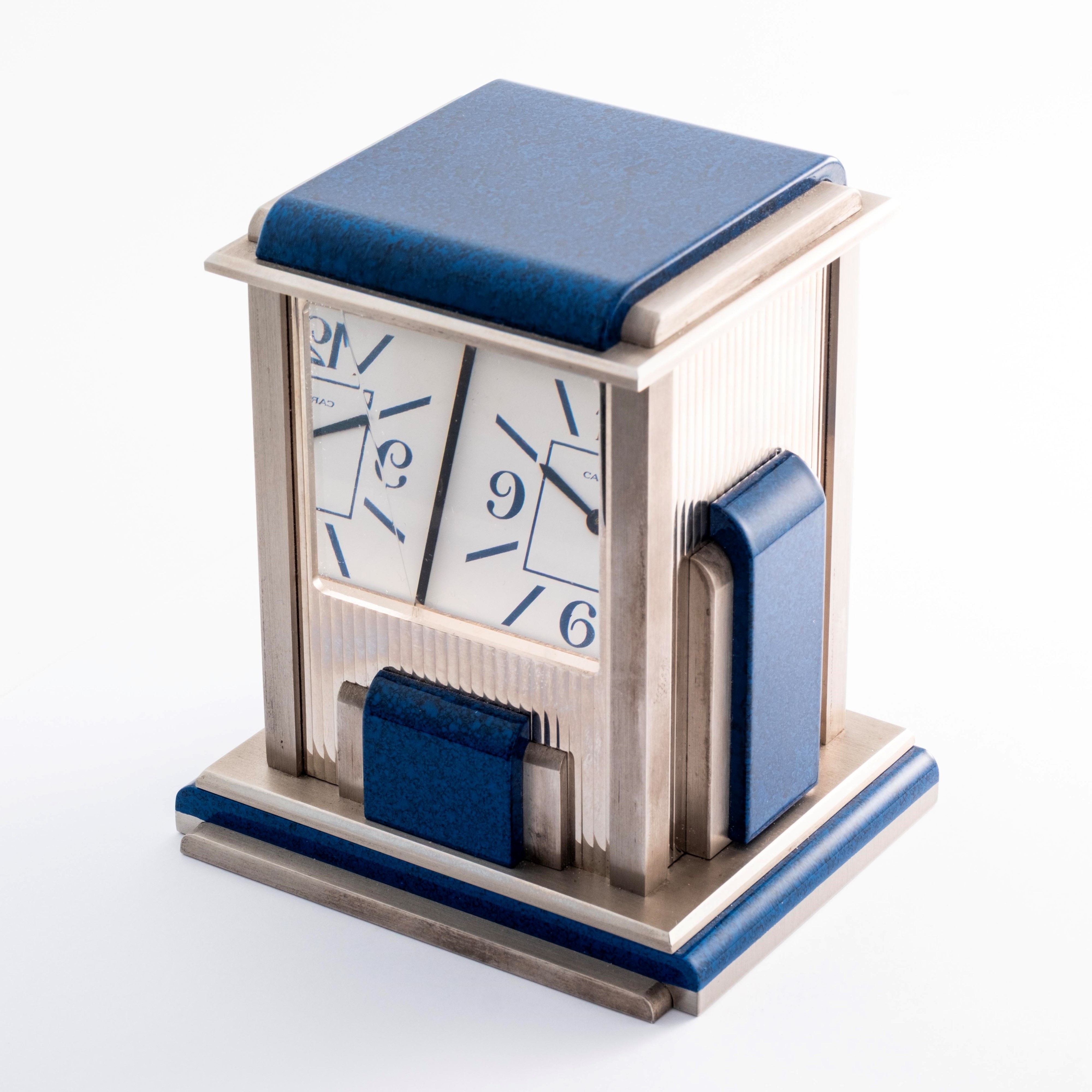 Cartier - Prism Clock in metallo argentato e lapislazzuli con quadrante in cristallo, circa 1980 ...