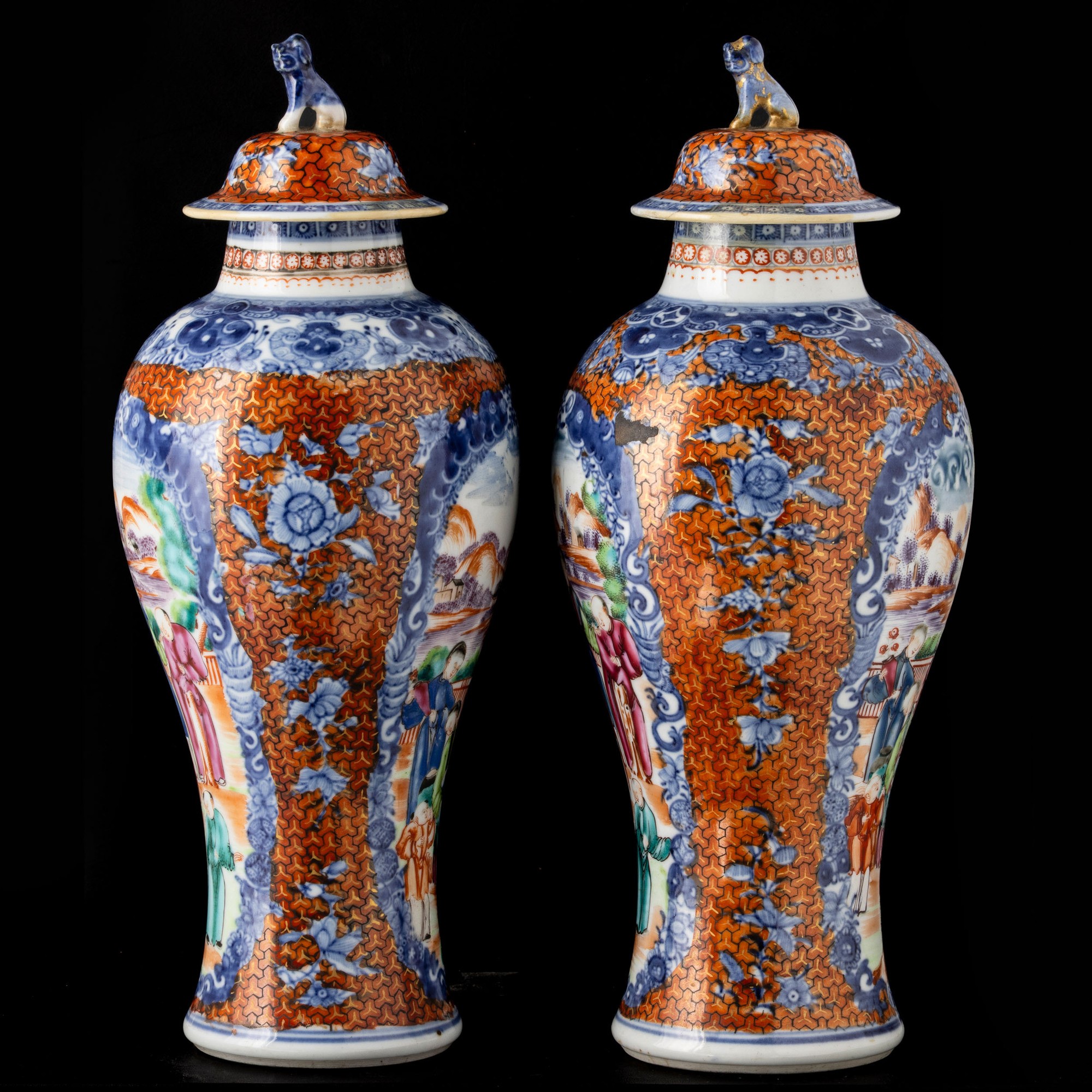 Coppia di potiche, Porcellana cinese dipinta in stile Qianlong (1736-1796)
