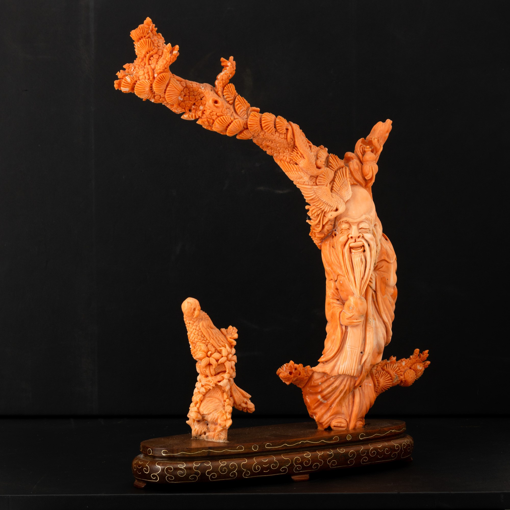 Cina, Figura di Shoulao e volatile in corallo, Dinastia Qing, XIX secolo